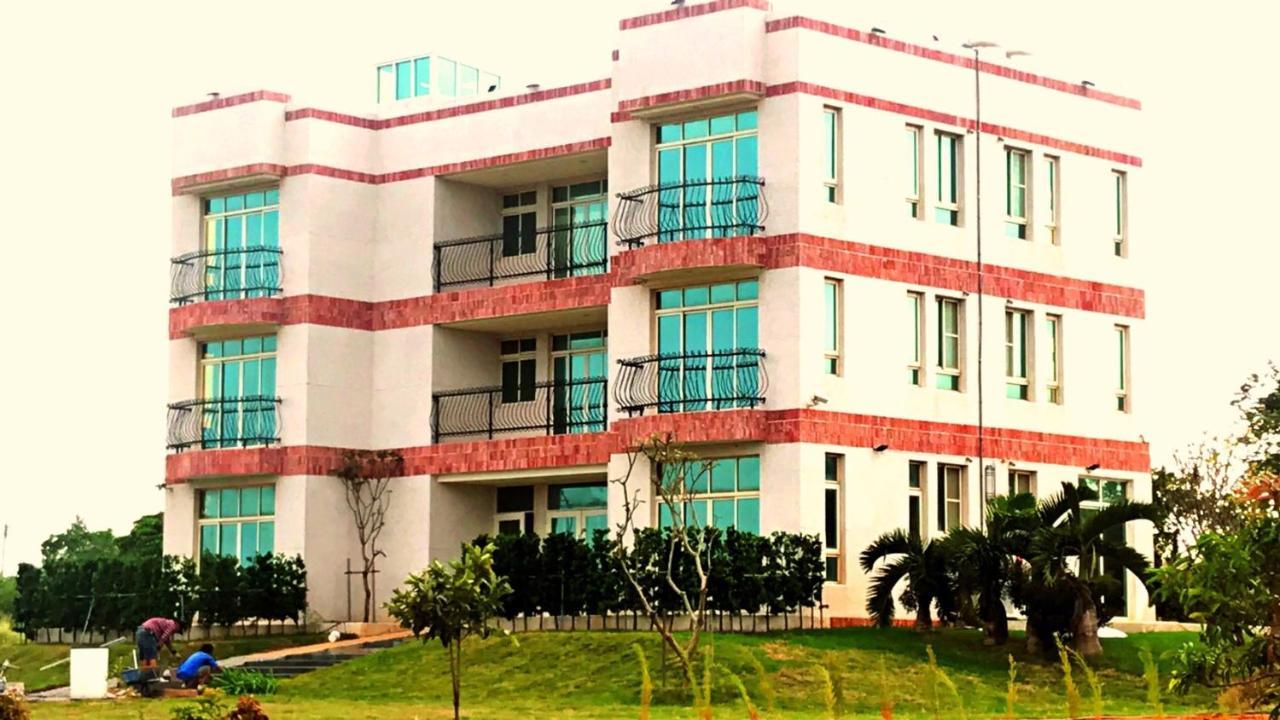Full Moon Resort Hengchun Exterior photo